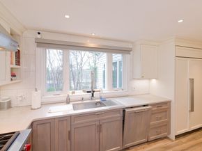 62 Ledgewood Rd, Framingham MA 01701