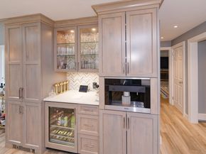 62 Ledgewood Rd, Framingham MA 01701