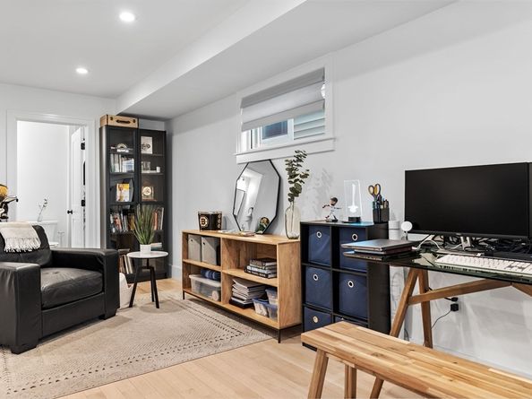 223 Saratoga Street 202, Boston MA 02128