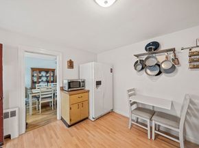 15 D St, Hull MA 02045