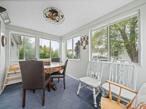 15 D St, Hull MA 02045