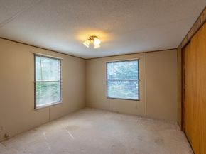 131 Pine Ave, Sturbridge MA 01566