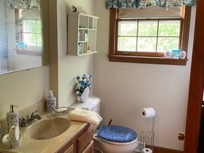 7 Bisbee Dr, Carver MA 02330
