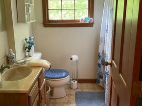 7 Bisbee Dr, Carver MA 02330
