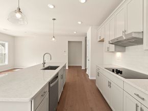 5 Peters Farm Way 407, Westborough MA 01581