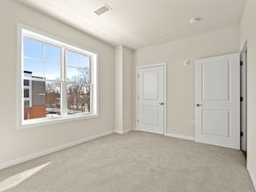 5 Peters Farm Way 407, Westborough MA 01581
