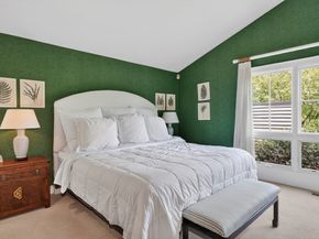 4 Jackson Pond Rd 4, Dedham MA 02026