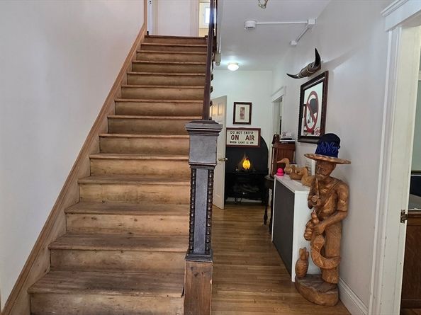 19 Denmark Street, Worcester MA 01606