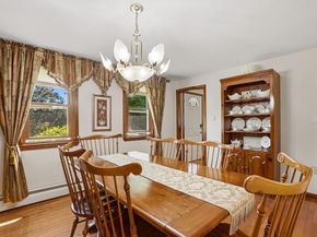 26 Long Hill Dr, Leominster MA 01453