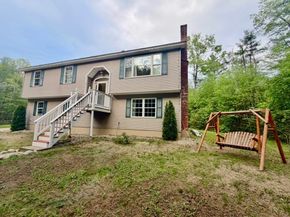 276 New Sherborn Rd, Athol MA 01331