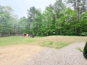 276 New Sherborn Rd, Athol MA 01331