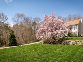 25 Magnolia Ave, Manchester MA 01944