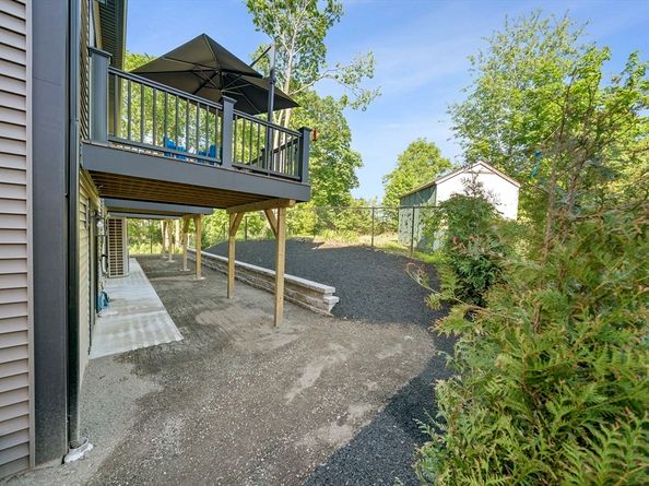 87 Neponset St 11, Canton MA 02021