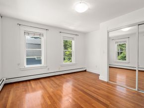 81 Brook Rd 81, Weston MA 02493