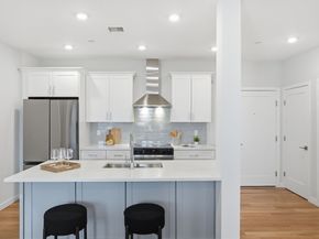 267 Old Colony 308, Boston MA 02127