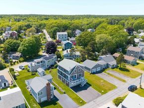35 Shore Dr, Mattapoisett MA 02739