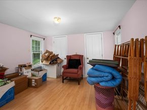 12 Mill Stone Rd, West Brookfield MA 01585