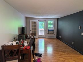 182 Heritage Dr 182, Northbridge MA 01588
