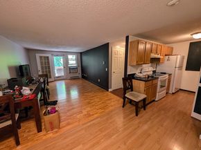 182 Heritage Dr 182, Northbridge MA 01588