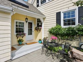 62 Charme Rd, Billerica MA 01821