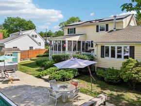 62 Charme Rd, Billerica MA 01821