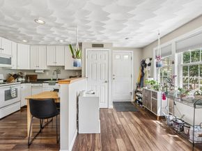 62 Charme Rd, Billerica MA 01821
