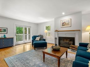 4 Deer Haven Rd, Beverly MA 01915