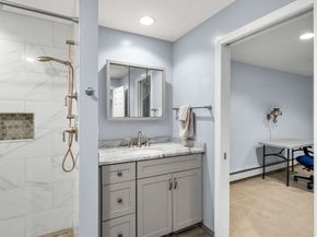 4 Deer Haven Rd, Beverly MA 01915