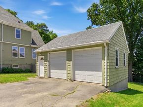 305 Central St, Newton MA 02466