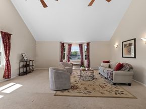 49 Larson Ave, Leominster MA 01453