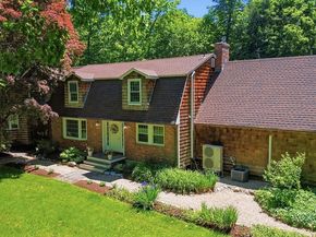 89 Main St, Westford MA 01886