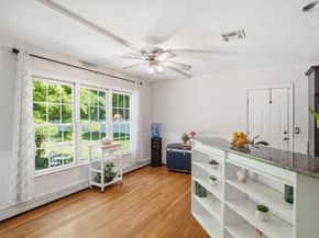 150 Samuel Dr, Northbridge MA 01588