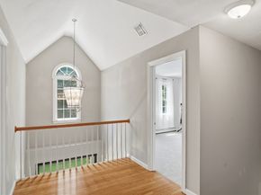 150 Samuel Dr, Northbridge MA 01588