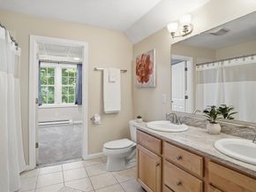 150 Samuel Dr, Northbridge MA 01588