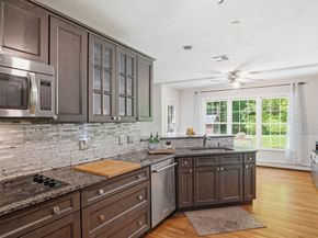 150 Samuel Dr, Northbridge MA 01588