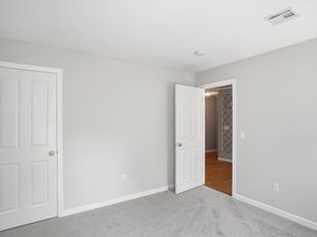 150 Samuel Dr, Northbridge MA 01588