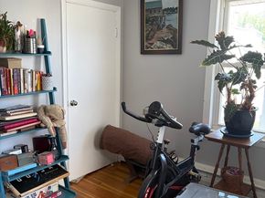 23 Waters Ave, Everett MA 02049