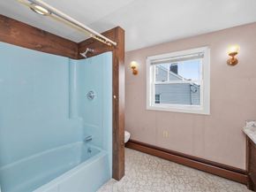 828 E Squantum St, Quincy MA 02171