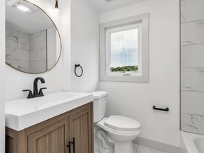 53 Walnut St, Saugus MA 01906