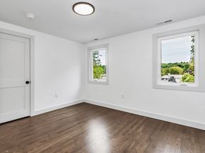 53 Walnut St, Saugus MA 01906