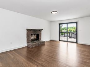 53 Walnut St, Saugus MA 01906