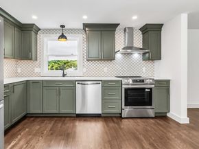 53 Walnut St, Saugus MA 01906