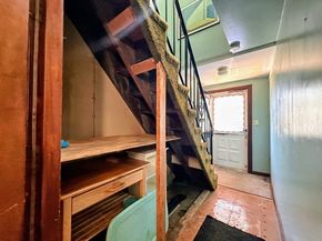 27 Flint St, Lynn MA 01905