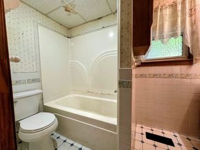 27 Flint St, Lynn MA 01905