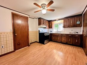 27 Flint St, Lynn MA 01905
