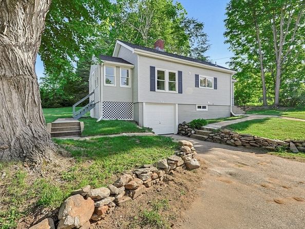 71 W Main St, West Brookfield MA 01585