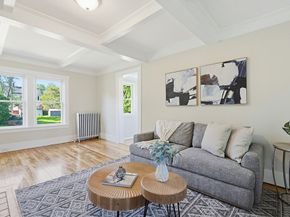 71 W Main St, West Brookfield MA 01585