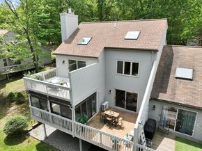 77 Parkhurst Dr 77, Westford MA 01886