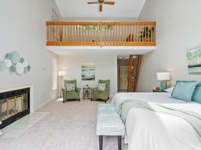 77 Parkhurst Dr 77, Westford MA 01886