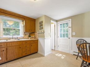 41 Sunset Hill Rd, Boston MA 02132